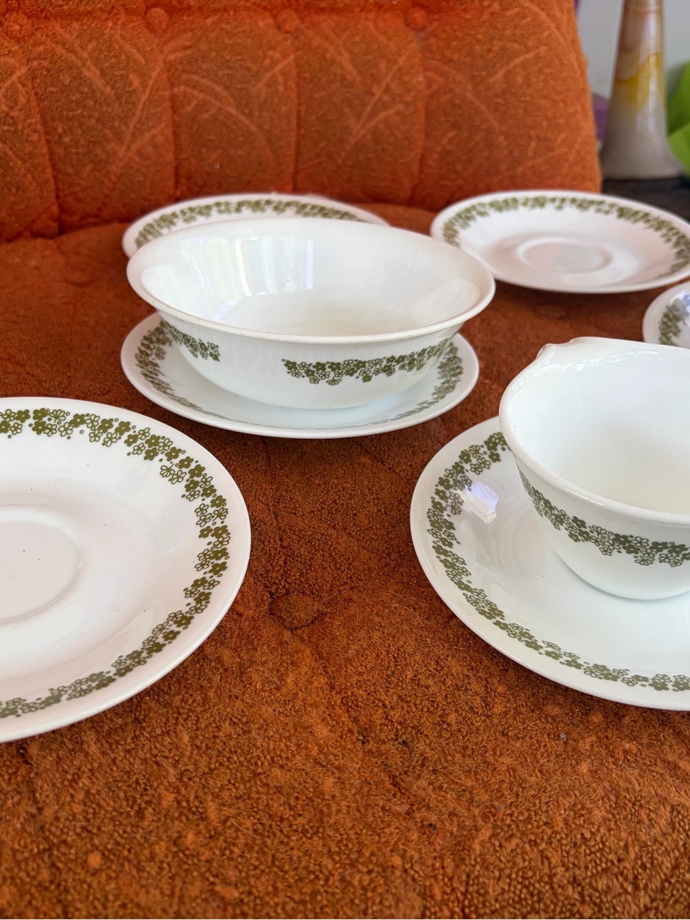 Vintage Spring Blossom “Crazy Daisy” Corelle lot.